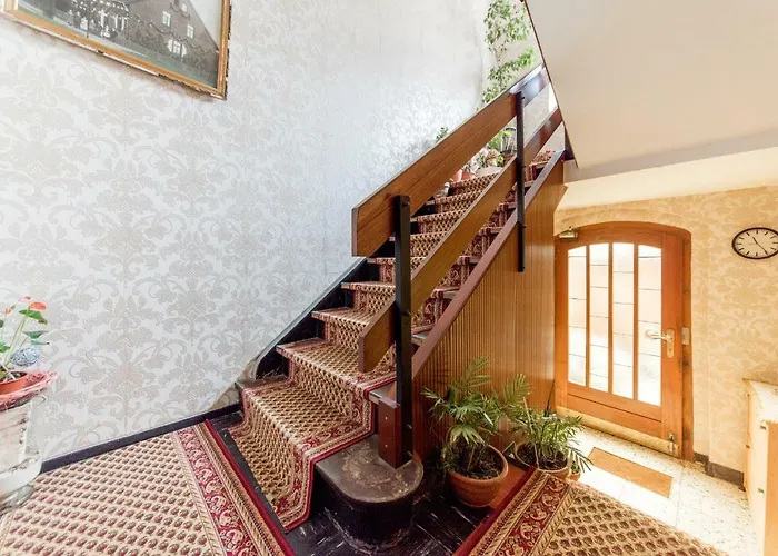 Private Δωμάτια σε οικογενειακή κατοικία